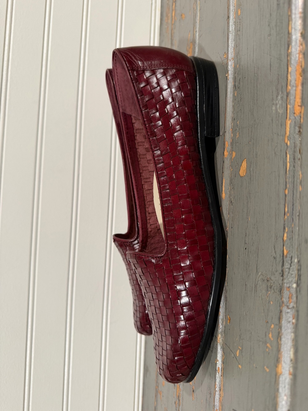 Trotters Woven Leather Loafers in Burgundy
